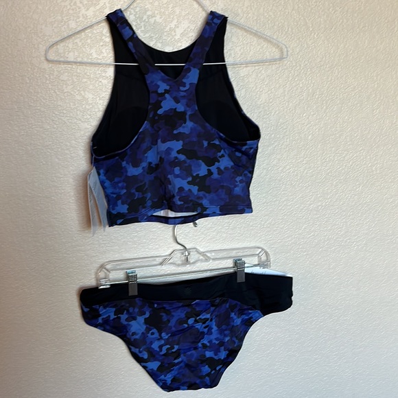 Athleta bikini - Long Line Conscious Crop top & Freestyle bottoms. - Picture 4 of 4